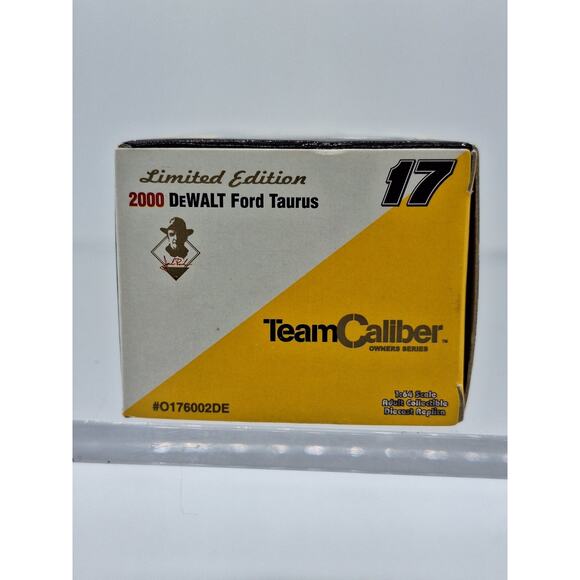 Matt Kenseth #17 Ford Taurus NASCAR 2000 Team Caiber Owners Series. Roush Racing - Picture 6 of 7